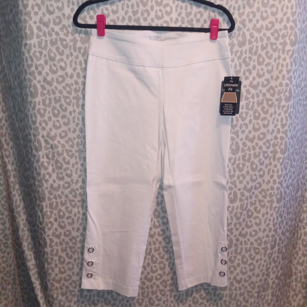 Zac & Rachel white Capris